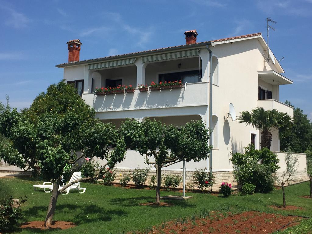 Apartment Vesna Veleniki Kültér fotó
