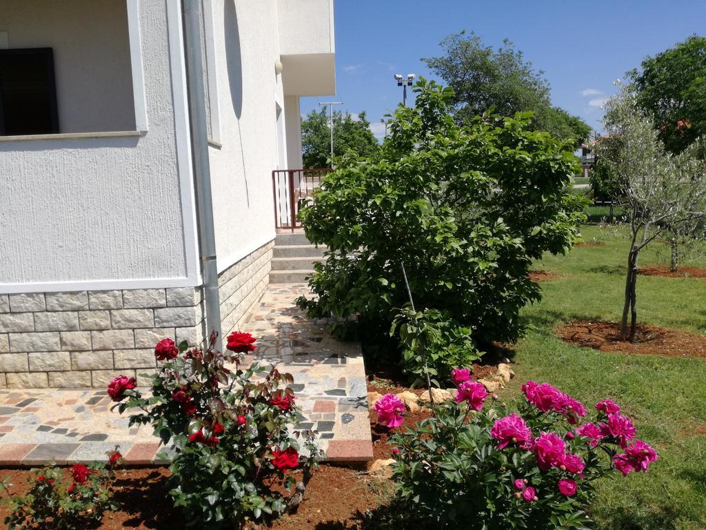 Apartment Vesna Veleniki Kültér fotó