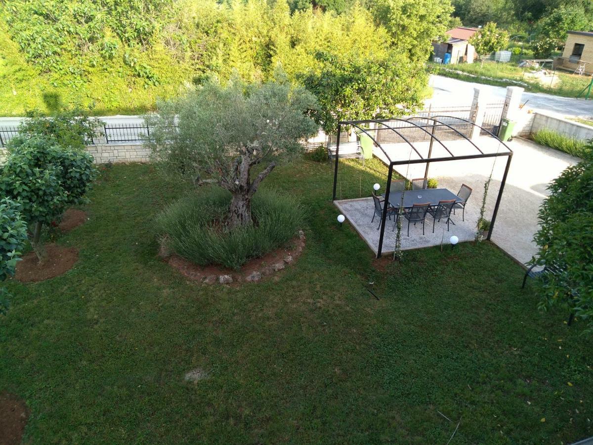 Apartment Vesna Veleniki Kültér fotó