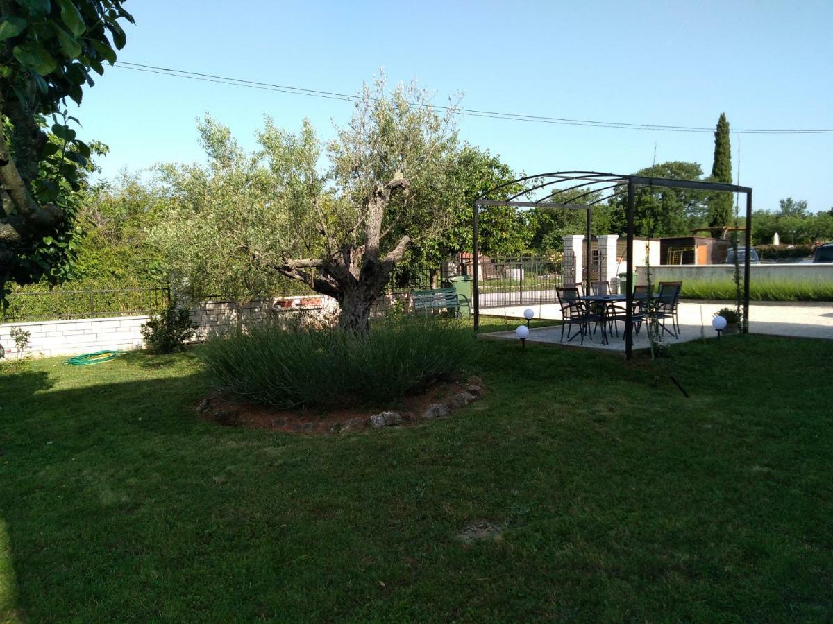 Apartment Vesna Veleniki Kültér fotó