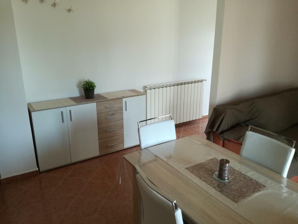 Apartment Vesna Veleniki Kültér fotó